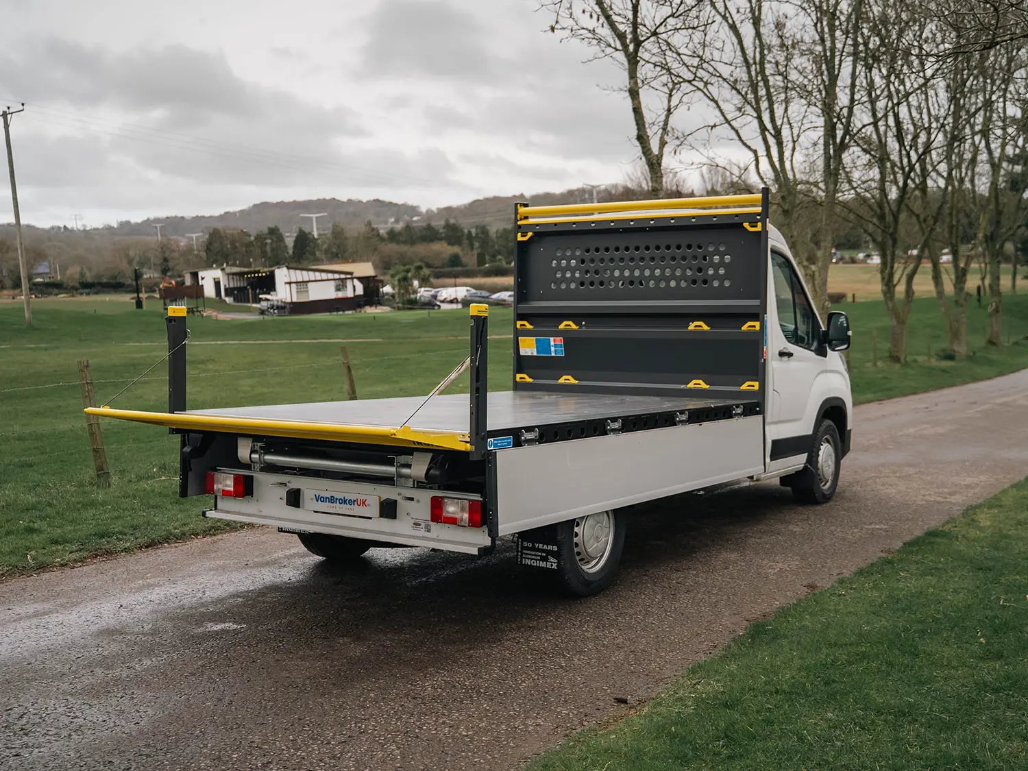 Maxus Deliver 9 MWB Diesel RWD 2.0 D20 150 Tipper