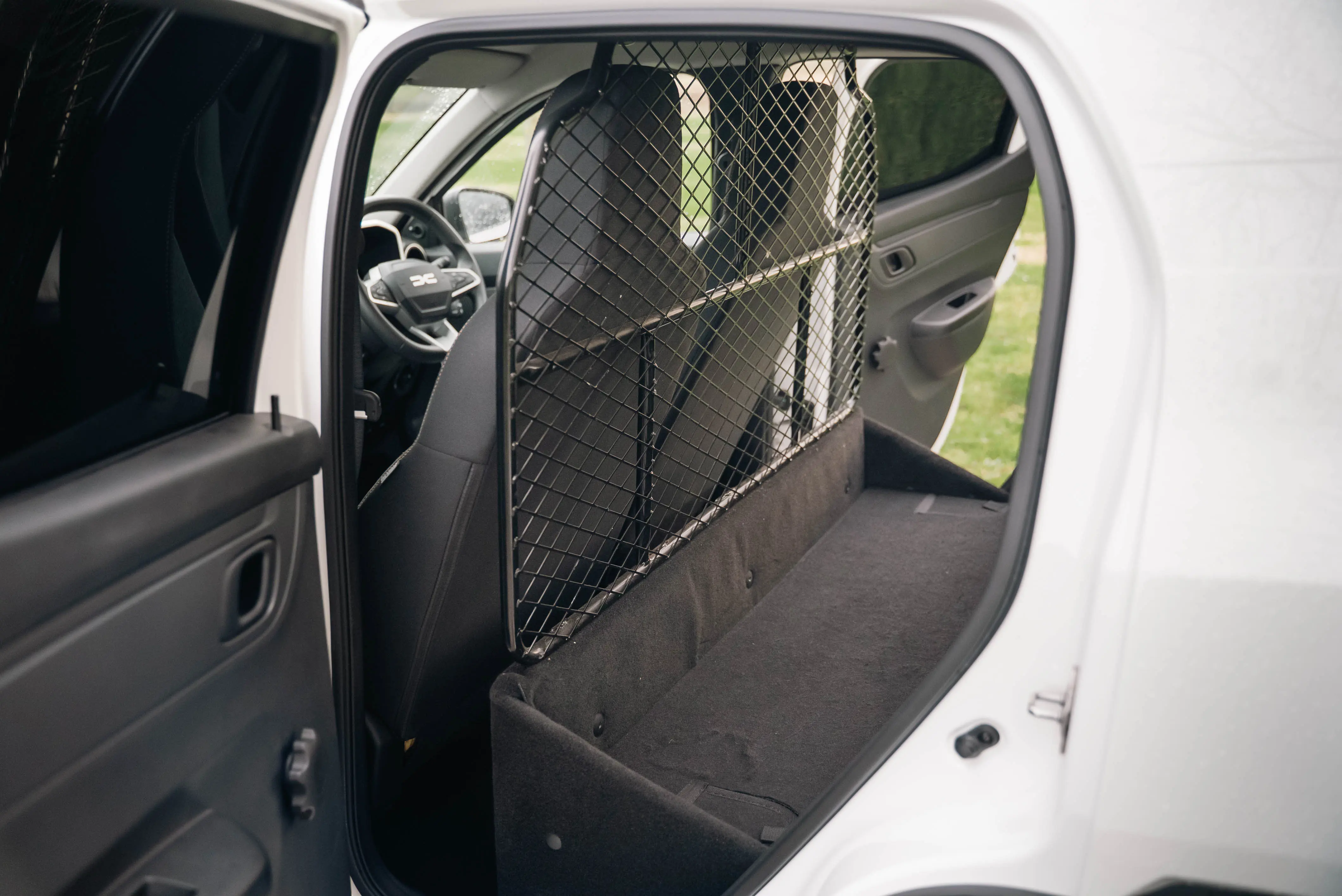 Dacia Spring Electric 48KW Cargo Extreme 27KWH Van Auto