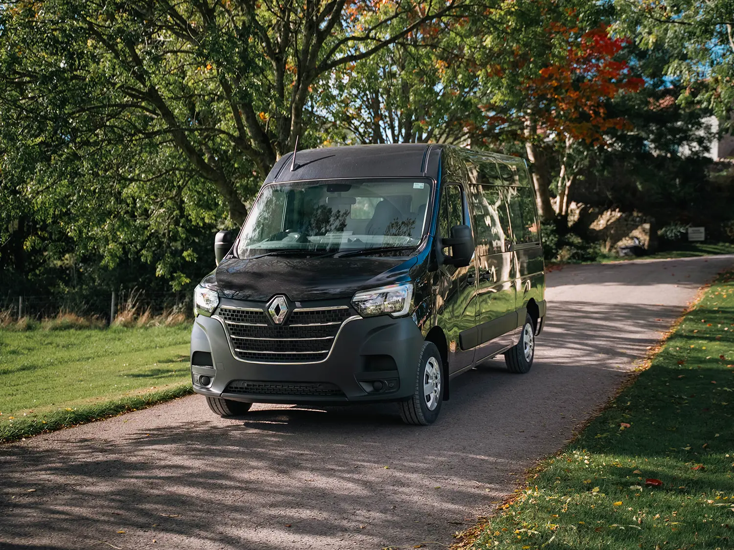 Renault Master LWB Diesel FWD LH35 Blue DCI 130 Advance High Roof Van