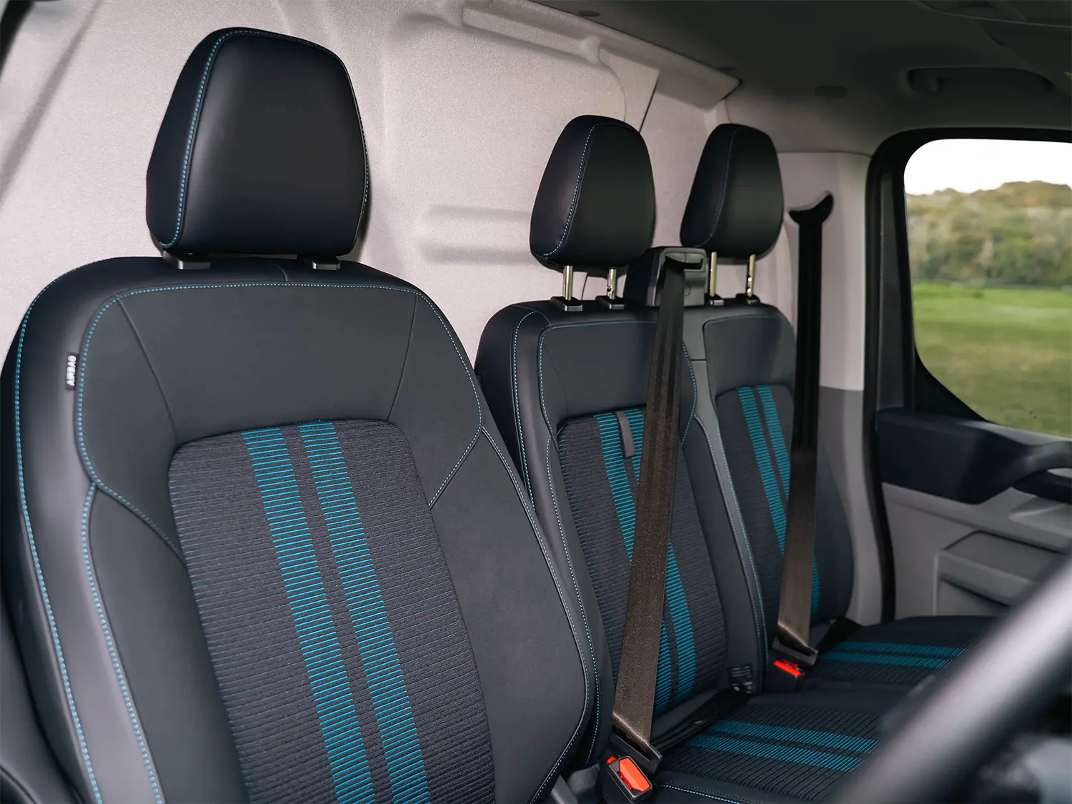 Ford Transit Custom 320 L1 Petrol FWD 2.5 Phev 232PS H1 Van Sport Auto