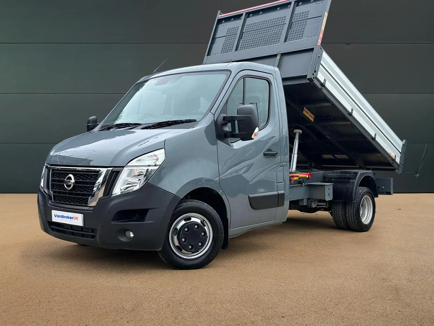 Nissan Interstar F35 L3 Diesel 2.0 DCI 130PS Acenta D/Cab Tipper