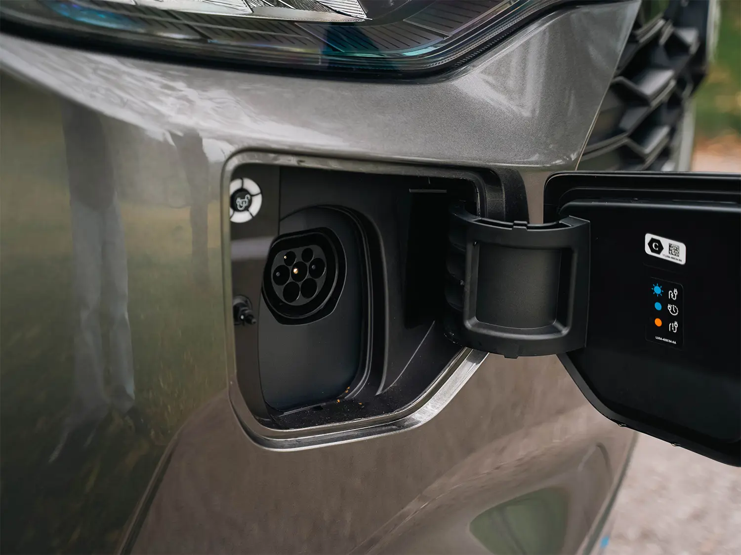 Ford Transit Custom 320 L1 Petrol FWD 2.5 Phev 232PS H1 Van Sport Auto