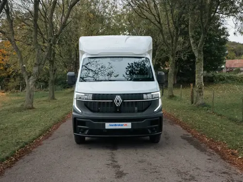 Renault Master Luton LWB Diesel FWD Ll35dci 150 Advance L/Rf Luton BOX Van Tail Lift
