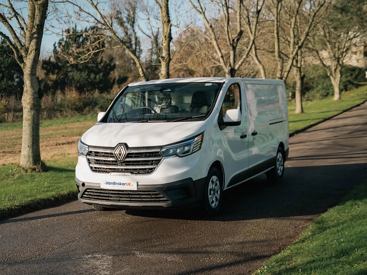 Renault Trafic E-Tech LWB Electric LL30 90KW 52KWH Advance Van Auto