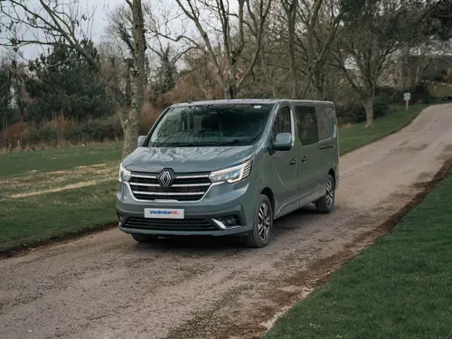 Renault Trafic Combi Van LWB Diesel LL30 Blue DCI 150 Extra Sport Safety Crew Van